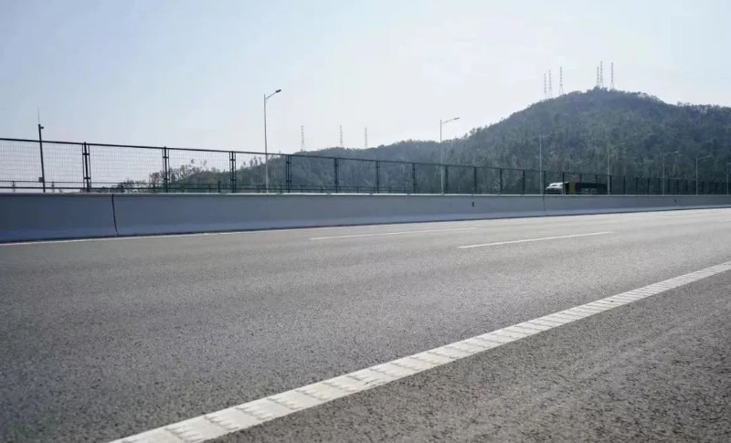 黄陂特大桥路面 黄陂特大桥路面